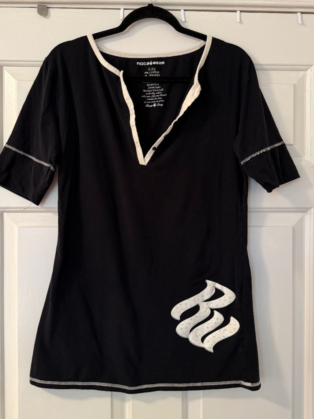 Rocawear Women's Black V-Neck T-Shirt L/XL Contrast Black White Trim Loungewear